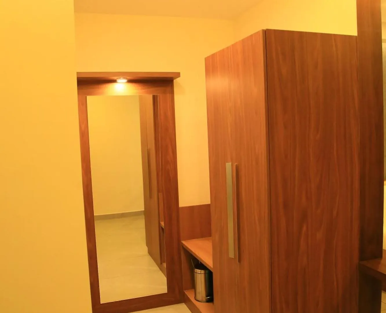 Card B Nest Hotel Thekkady